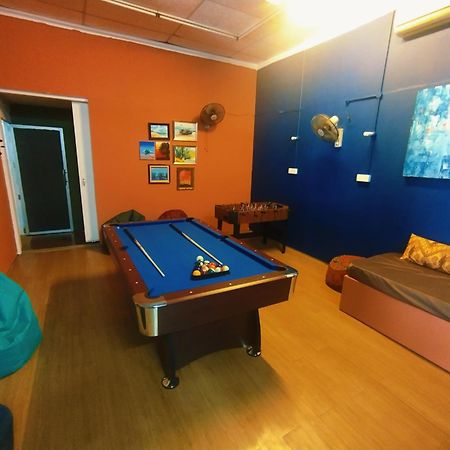 Хостел Dorm Master Padang Mat Sirat Экстерьер фото